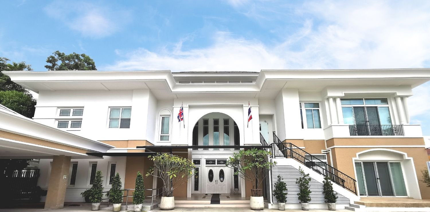 Oakbury International School