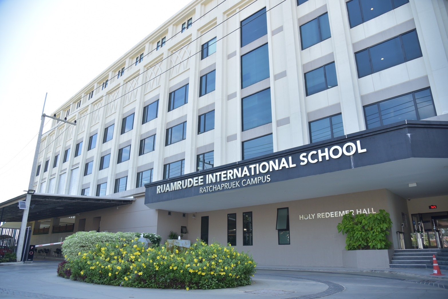 Ruamrudee International School (Ratchapruek Campus)